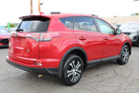 Well Maintained Experience Luxury and Performance Like Never Before with the 2016 RAV4 LE AWD. Engin... (image 6)