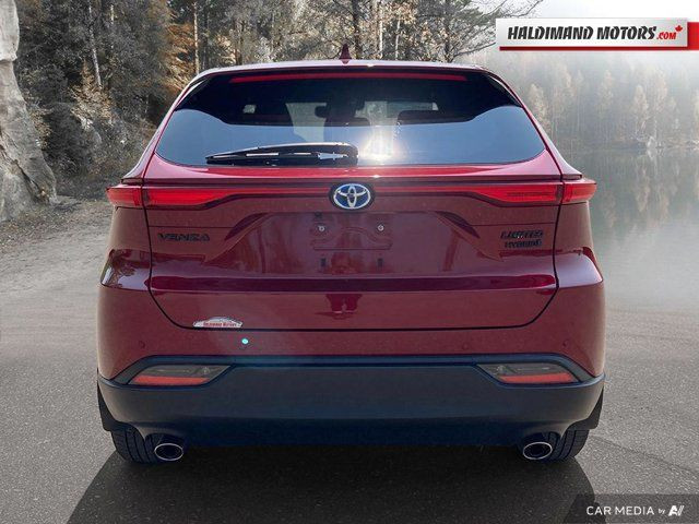 2022 Toyota Venza Limited in Cars & Trucks in Hamilton - Image 4