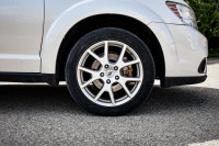 Leather Seats, Bluetooth, Heated Seats, Heated Steering Wheel, Premium Sound Package! 6 LOCATIONS KI... (image 6)