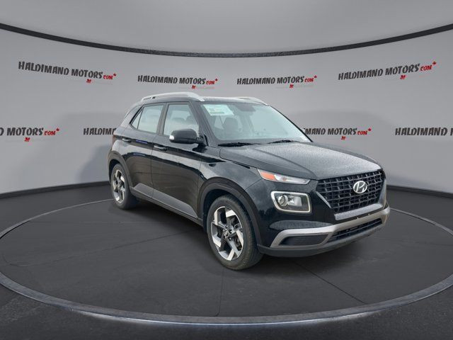 2020 Hyundai Venue Trend in Cars & Trucks in Hamilton - Image 2