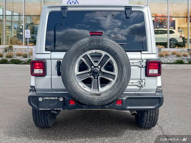 2023 Jeep Wrangler Sahara in Cars & Trucks in Abbotsford - Image 4