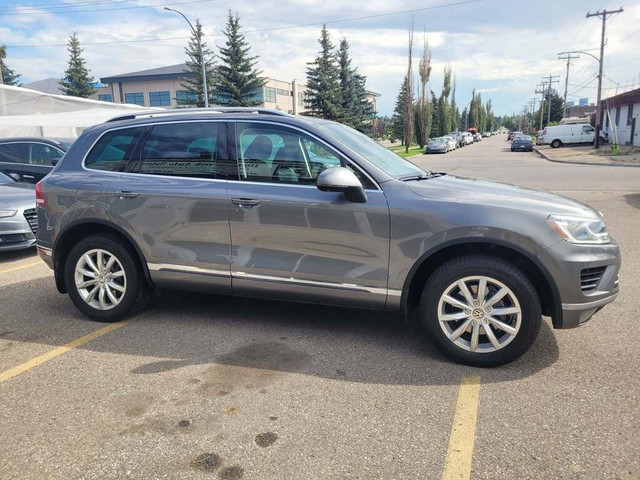 2016 Volkswagen Touareg Awd V6 Sportline/Bluetooth/Sunroof/Navig in Cars & Trucks in Calgary - Image 4