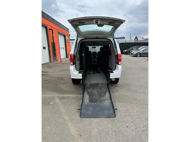 2016 Dodge Grand Caravan 4dr Wgn Canada Value Package WHEEL CHAI in Cars & Trucks in Calgary - Image 20