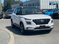 This 2021 Hyundai Venue has a White exterior and Black seats with seating for 5. Equipped with a1.6... (image 8)