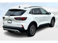 Clean Carfax Report | Ford Escape Titanium PHEV | 2.5L I-4 | Touchscreen | Navigation | Android Auto... (image 8)