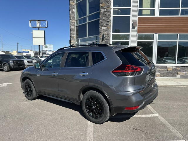2018 Nissan Rogue SV 4dr SUV AWD (2.5L 4cyl CVT) in Cars & Trucks in Calgary - Image 3