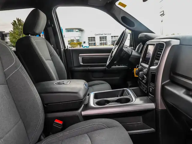 2021 RAM 1500 Classic SLT Warlock | GPS | Park Senses | Back-... in Cars & Trucks in London - Image 26