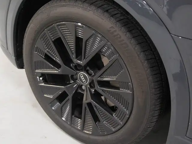 2024 Audi Q8 e-tron BANG OLUFSEN | 21 WHEELS | PANO in Cars & Trucks in Mississauga / Peel Region - Image 36
