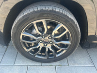 2023 GMC Terrain Denali AWD with 34,873 km! Vehicle History Report Attahed See Carfax report linked... (image 8)