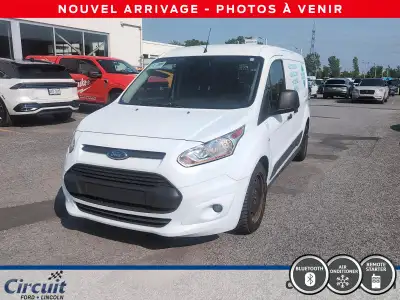 Le Ford Transit Connect XLT 2018 est un fourgon compact parfait pour les travailleurs urbains. Prati...
