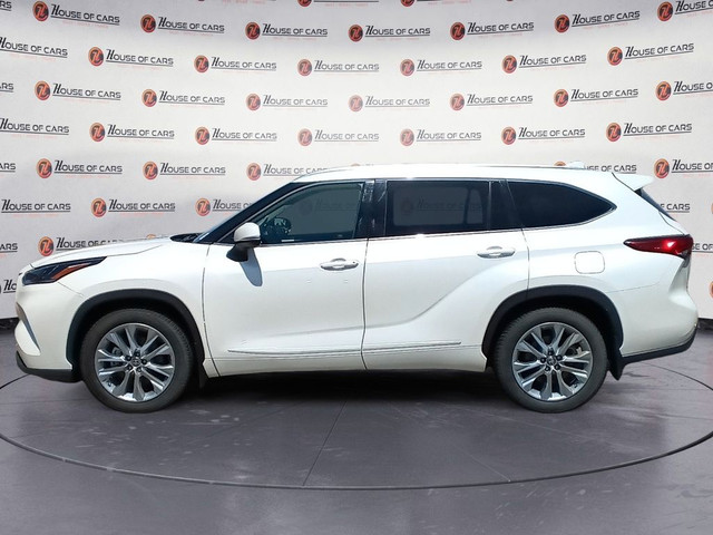 2020 Toyota Highlander Limited AWD in Cars & Trucks in Lethbridge - Image 2