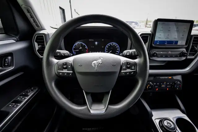 2022 Ford Bronco Sport Big Bend • LOW MILEAGE • HEATED SEATS • C dans Autos et camions dans Cornwall - Image 17