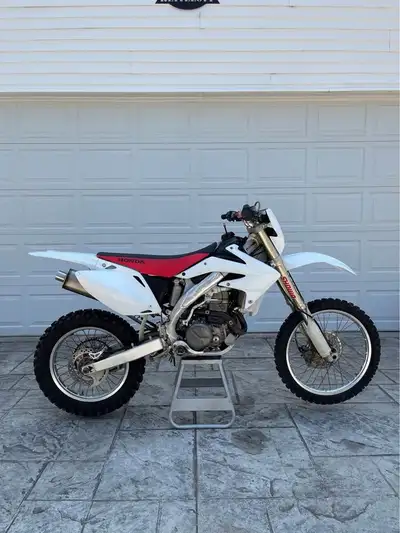 Welcome to Ride Collective - AB APPLY NOW: https://www.ridecollective.ca/get-pre-approved The 2005 H...