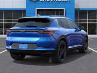 EQUINOX EV RS Engine: 0L L/100Km City: 2.0 L/100Km Hwy: 2.4 (image 3)