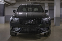 This Volvo XC90 has a dependable Turbo/Supercharger Premium Unleaded I-4 2.0 L/120 engine powering t... (image 1)