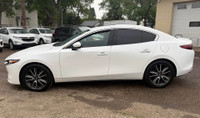 **CARS TRUCKS SUV 4X4 VAN AWD EDMONTON FINANCING AVAILABLE EASY FINANCING ** 2019 Mazda 3 GT AWD 44,... (image 7)