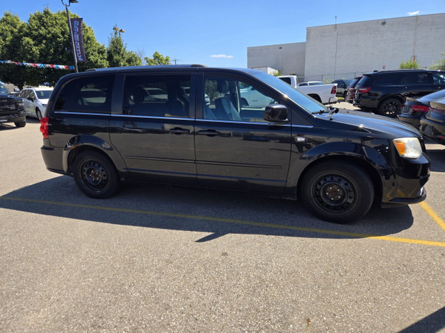 2014 Dodge Grand Caravan SE/SXT AS IS Special! You Certify Yo... in Cars & Trucks in Kitchener / Waterloo - Image 4