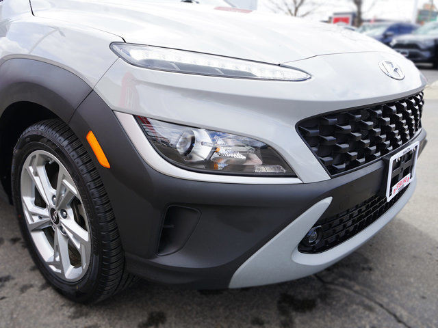 2022 Hyundai Kona Preferred Special Edition | Clean CarFax in Cars & Trucks in Hamilton - Image 4