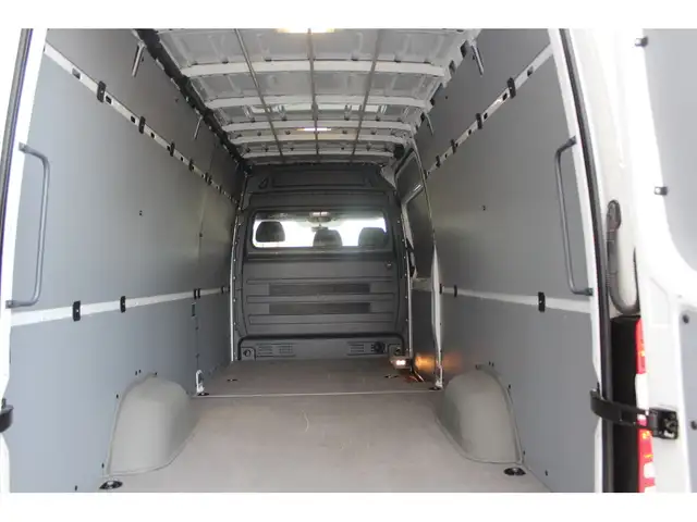 2017 Mercedes-Benz Sprinter 170\" - \"3.0L DIESEL\" - \"REAR HEA in Cars & Trucks in City of Toronto - Image 4