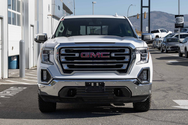 2019 GMC Sierra 1500 SLT 5.3L V8, Premium Package, X31 Off-Road  in Cars & Trucks in Kamloops - Image 2