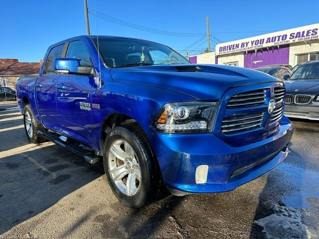 2015 RAM 1500 FULL SPORT 5.7L HEMI crew cab 4x4 164,304 kms! in Cars & Trucks in Edmonton