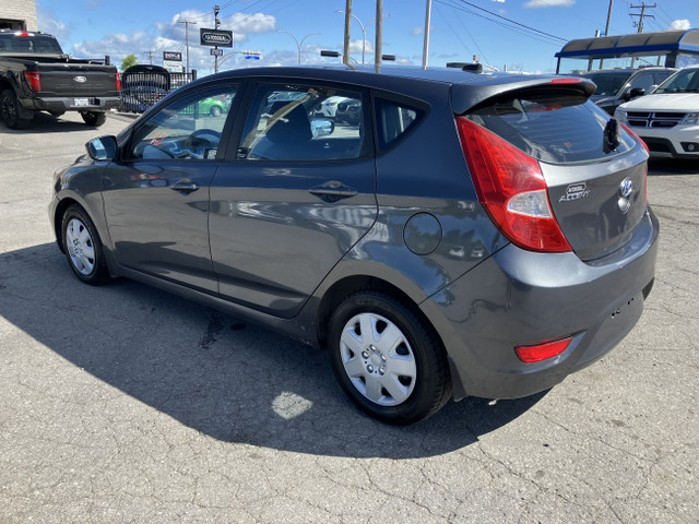 2012 Hyundai Accent GL in Cars & Trucks in Laval / North Shore - Image 3