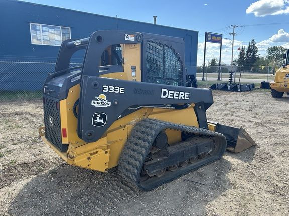 2015 John Deere 333E in Farming Equipment in Grande Prairie - Image 2