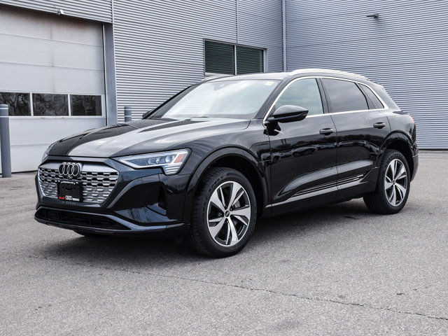 2024 Audi Q8 e-tron PREM in Cars & Trucks in Windsor Region - Image 2