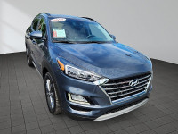 The Hyundai Tucson all-wheel drive comes equipped with a comprehensive suite of features, including... (image 3)