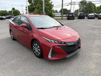 AUCUN DOSSIER DE DOMMAGE Ce Prius Prime est équipé de : Bluetooth, Cruise, PRISE USB, sièges chauffa... (image 4)