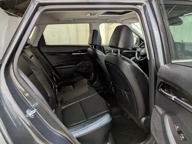 2021 Kia Seltos SX Turbo AWD | No Accidents | Leather | Heate... in Cars & Trucks in Calgary - Image 15