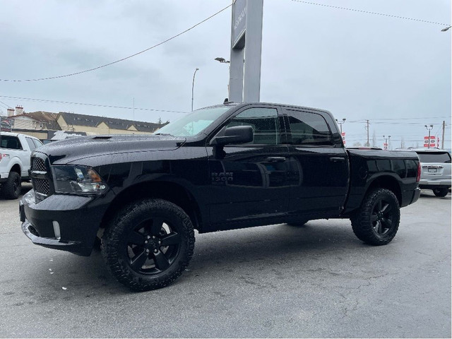  2021 Ram 1500 Classic EXPRESS BLACK-OUT SPORT 4WD PWR SEAT CAME in Cars & Trucks in Delta/Surrey/Langley - Image 3
