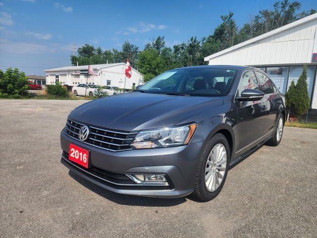 2016 VOLKSWAGEN PASSAT 1.8T COMFORTLINE 1.8T COMFORTLINE in Cars & Trucks in Barrie - Image 4
