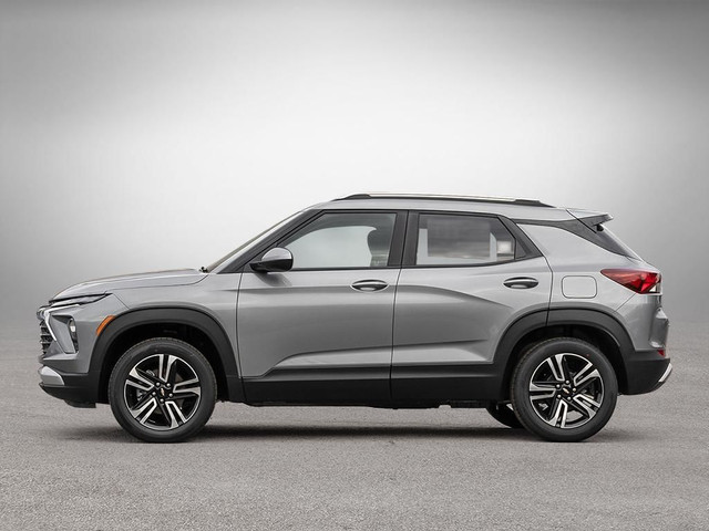 2024 Chevrolet Trailblazer LT in Cars & Trucks in City of Montréal - Image 3