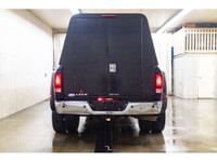 **ONE OWNER - ACCIDENT FREE** 17,138 KM This 2013 Ram 3500 4x4 Crew Cab SLT Dually is powered by a 6... (image 7)
