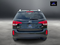 NEW ARRIVAL!! 2015 Kia Sorento LX AWD!! **LOTS OF SERVICE RECORDS** 2.4L INLINE 4 MOTOR, AUTOMATIC T... (image 5)