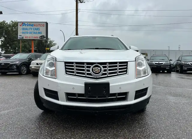 2013 Cadillac SRX Luxury AWD – Premium Comfort & Super Low Kms dans Autos et camions dans Calgary - Image 10