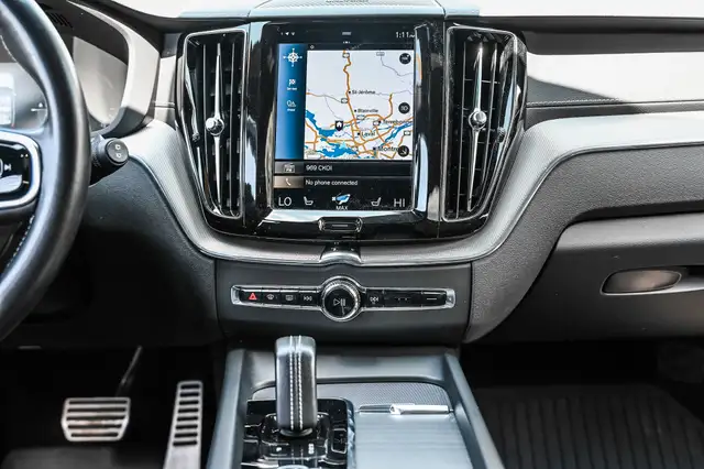 2021 Volvo XC60 in Cars & Trucks in City of Montréal - Image 37