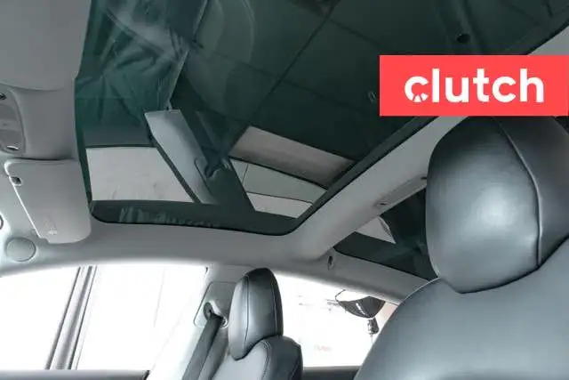 2019 Tesla Model 3 Standard Range w/ Autopilot, Navigation, Glas in Cars & Trucks in Bedford - Image 12