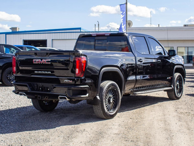2022 GMC Sierra 1500 Limited Crew Cab Standard Box 4-Wheel Drive in Cars & Trucks in Edmonton - Image 4