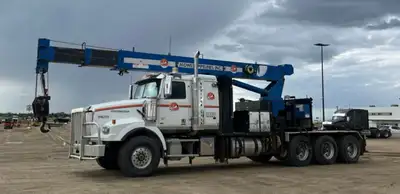 2014 Western Star 4900 SA LOW KM 152,900 7600Hrs Detroit DD16 Eaton 18 Speed Meritor Drive axles 445...