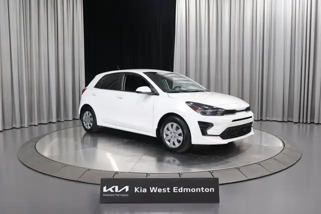 2023 Kia Rio LX+ LOW KM / ONLY 12K / HEATED SEATS / BACKUP CAM dans Autos et camions dans Ville d’Edmonton - Image 2
