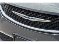 2020 Chrysler Pacifica Limited Leather | One Owner | Panoramic sunroof | 7 Seater Leather **MARKET V... (image 3)