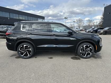 2025 Mitsubishi Outlander PHEV GT S-AWC in Cars & Trucks in Calgary - Image 4