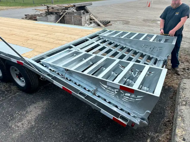 2025 Tow Tek 8.5 x 25' Flat Deck Tri-Axle 21,000 Lb GVRW, Ramps in Cargo & Utility Trailers in Mississauga / Peel Region - Image 6