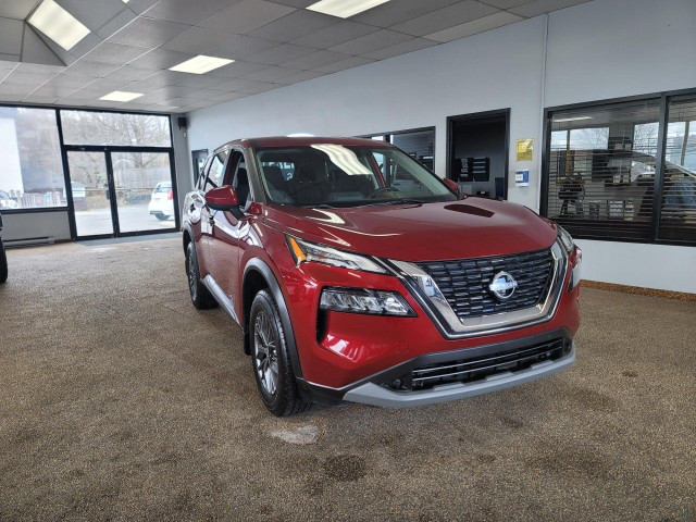 2022 Nissan Rogue in Cars & Trucks in Dartmouth - Image 3