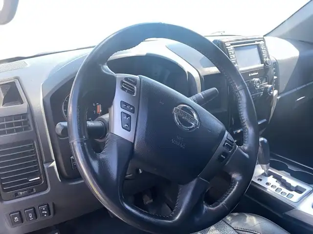 2014 NISSAN TITAN SV 4X4 SWB in Cars & Trucks in Stratford - Image 13