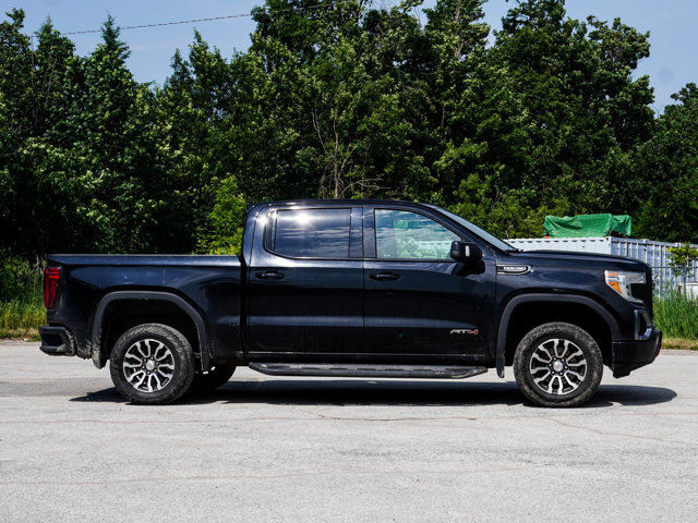 2020 GMC Sierra 1500 AT4- Sunroof - Heated / Vented Seats in Cars & Trucks in Barrie - Image 2