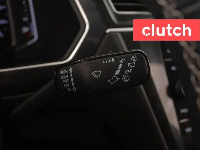2022 Volkswagen Tiguan Comfortline AWD w/ Apple CarPlay & Androi in Cars & Trucks in City of Toronto - Image 29