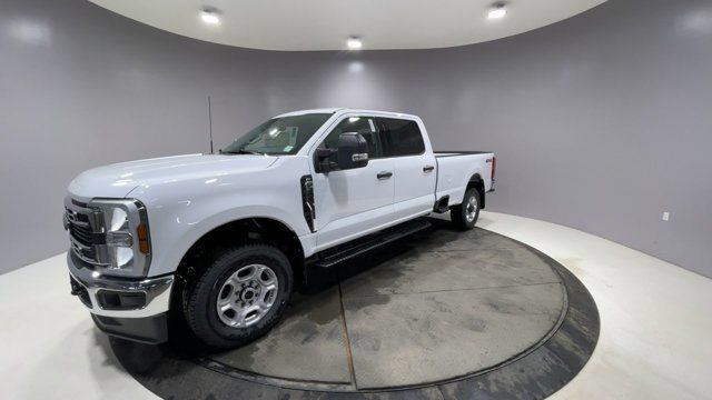 2025 Ford Super Duty F-350 SRW XLT - 613A in Cars & Trucks in Strathcona County - Image 4